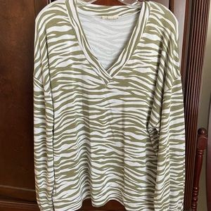 V-Neck Zebra striped LOFT Shirt
